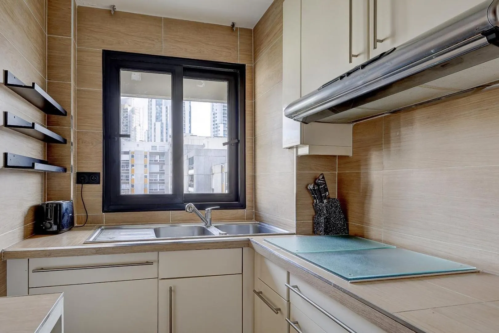 5020 Suite Curial - Chic Apartment Paris 19Th